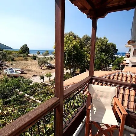 Athina *